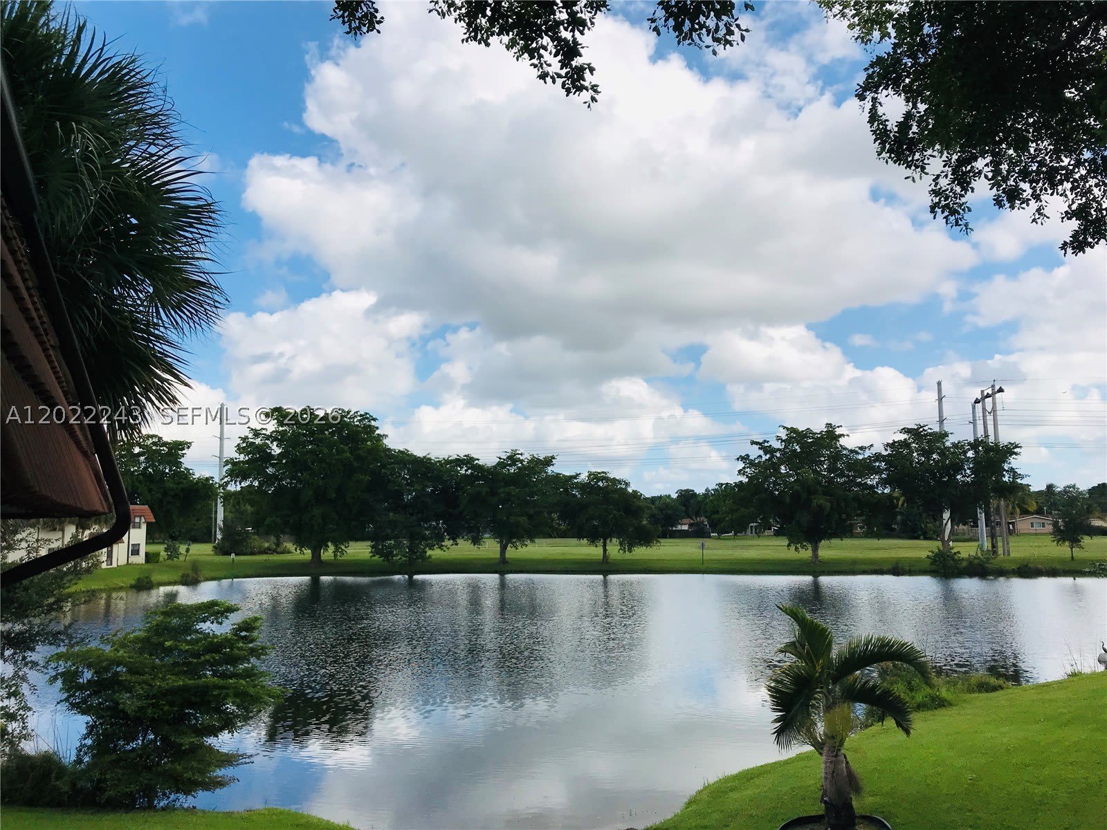 565 NW 100th Pl – photo 1