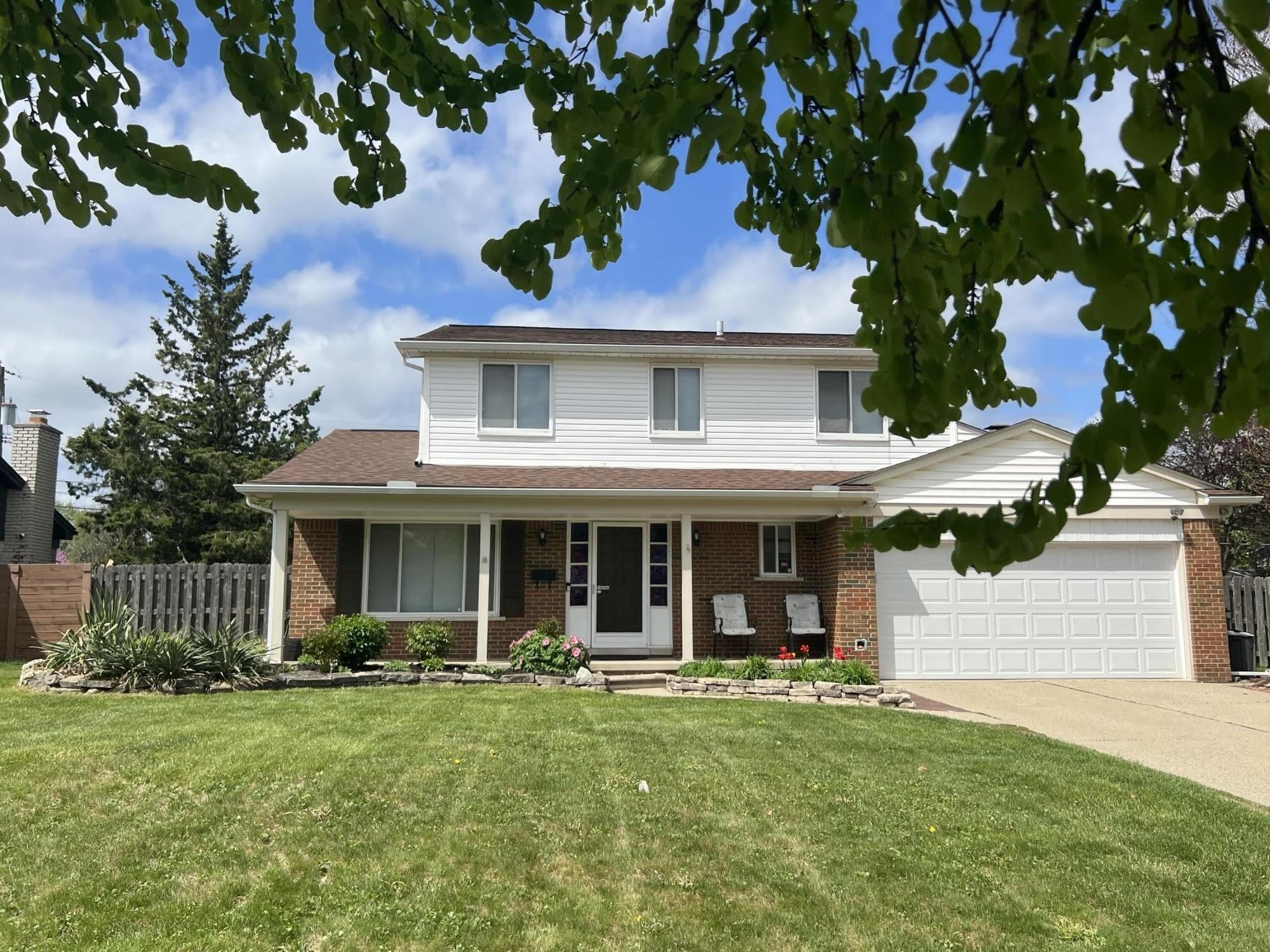 4033 Ramblewood Drive – photo 1 of 112