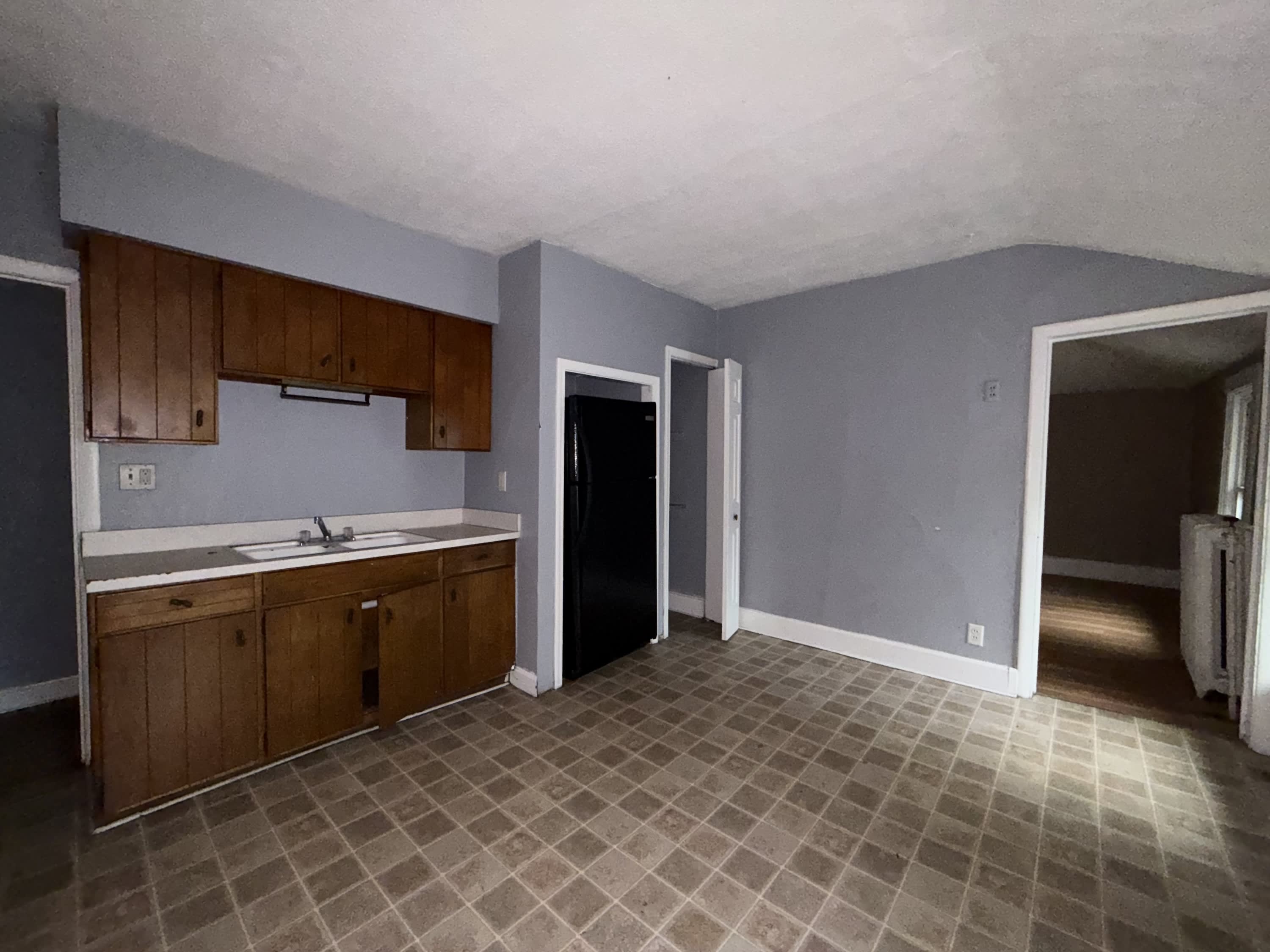 514 West Marion Street – photo 1 of 10