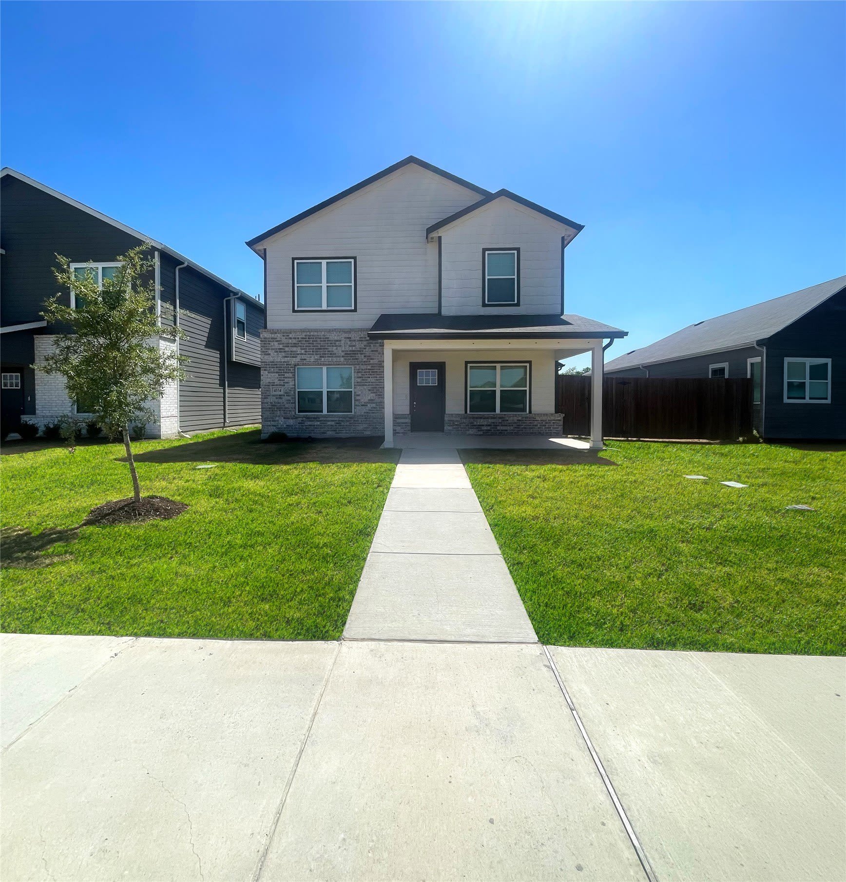 4034 Dayton Drive – photo 1