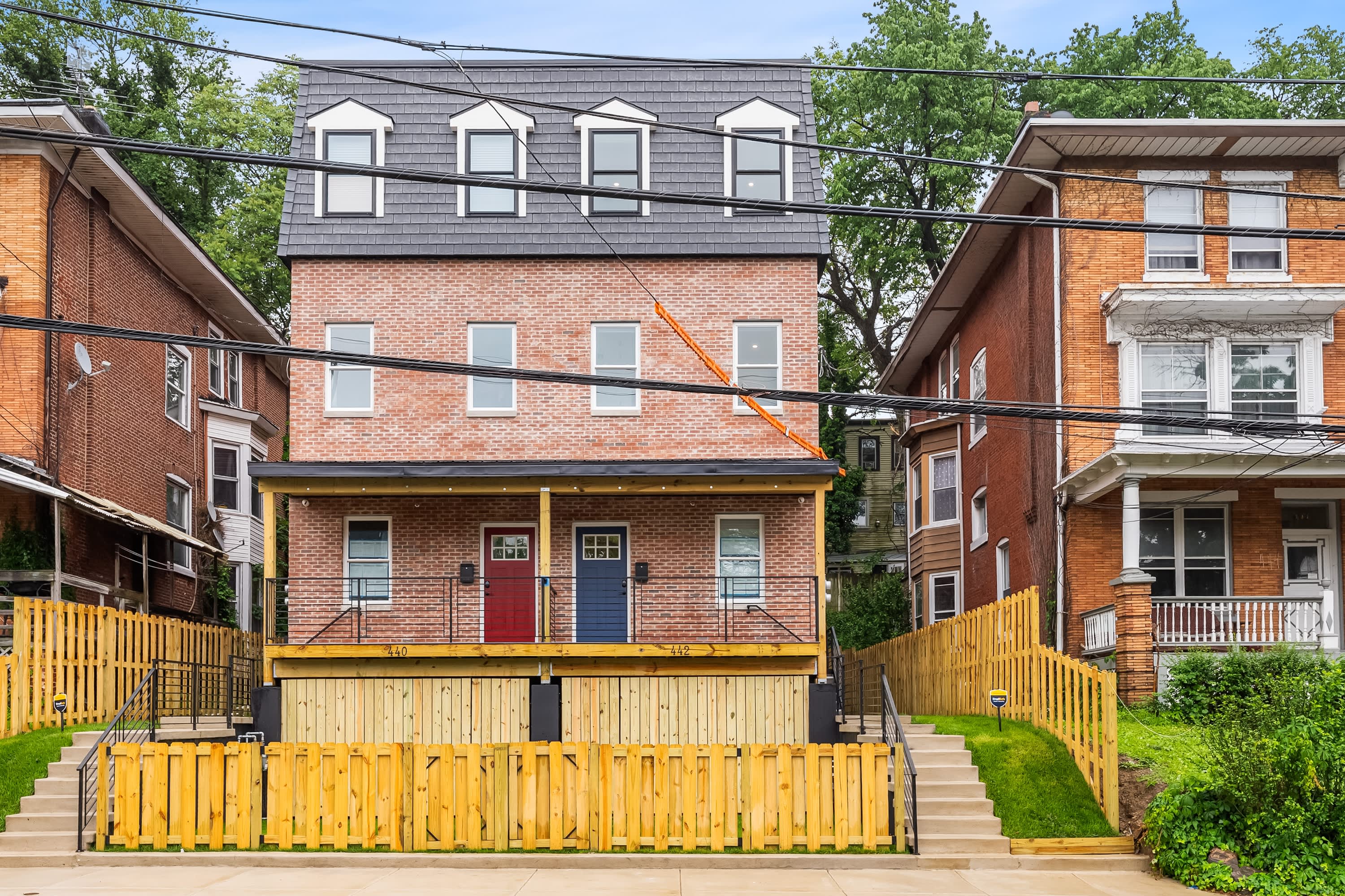442 West Queen Lane – photo 1