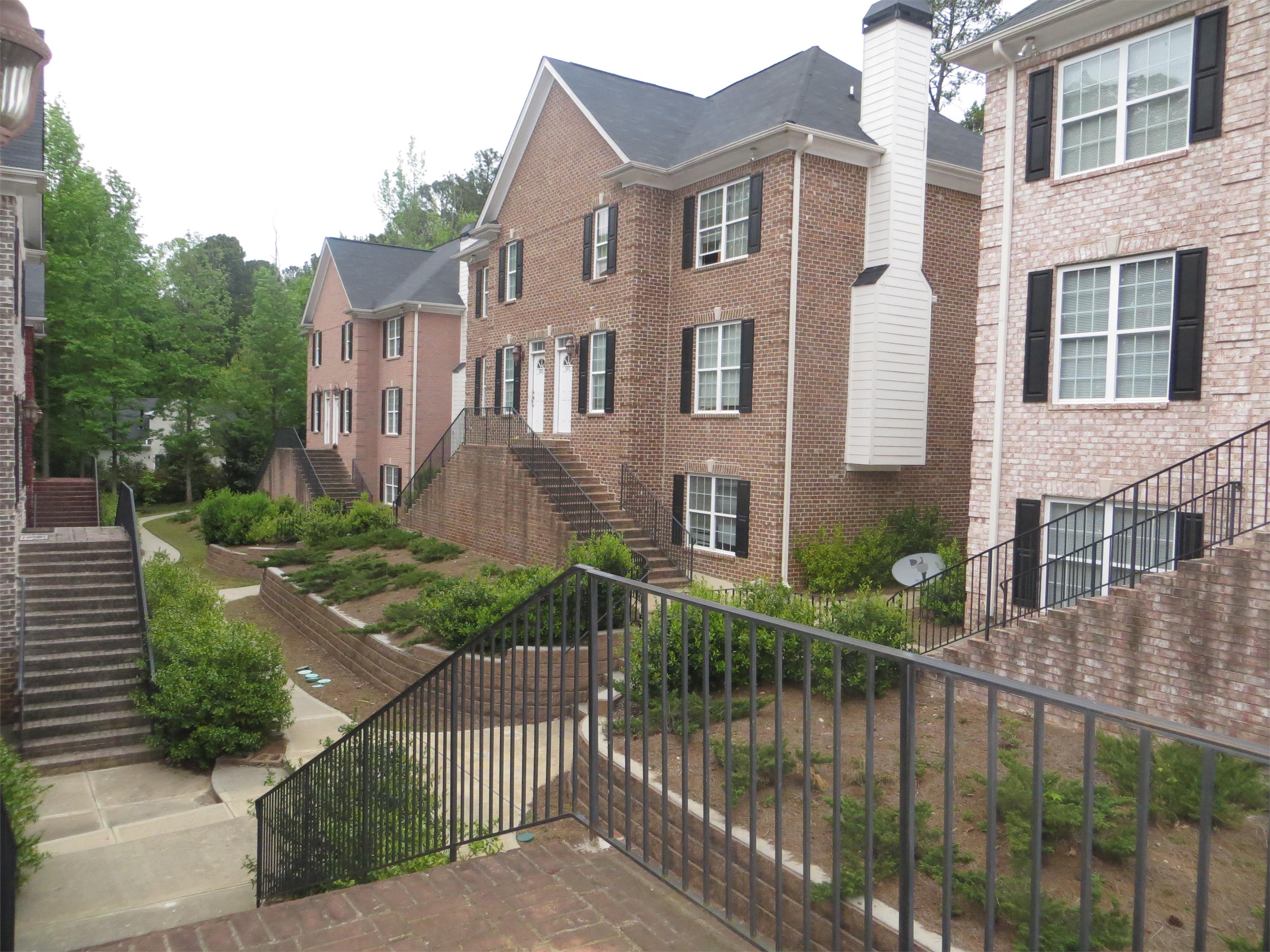 8949 Carroll Manor Lake – photo 1