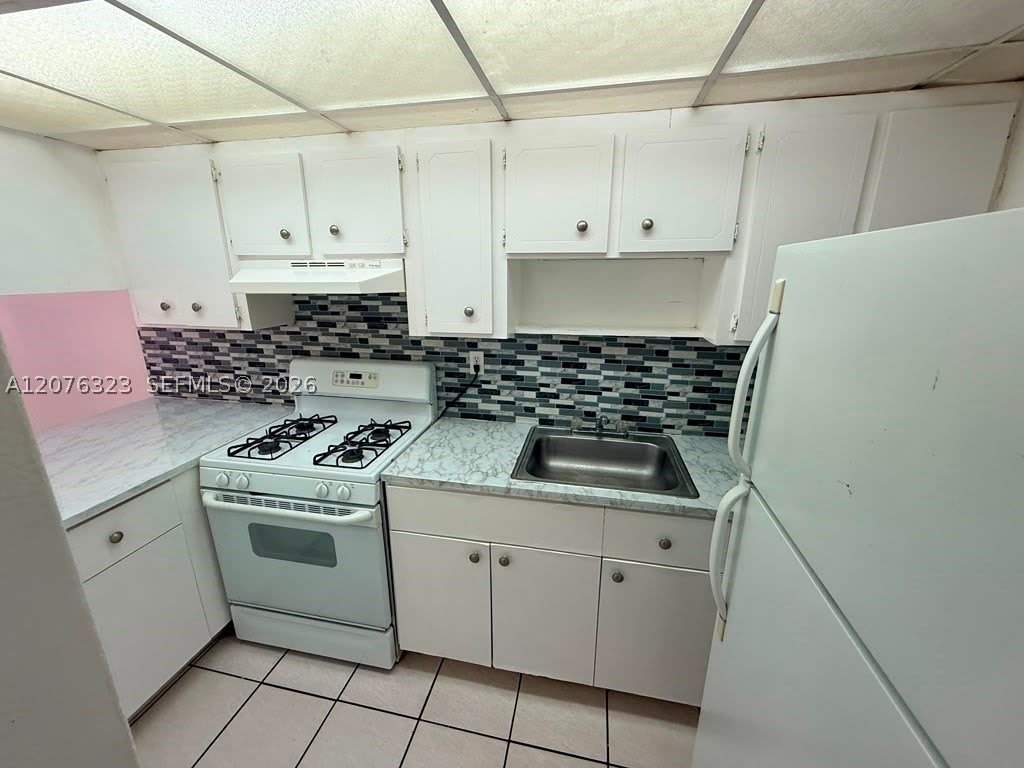 1300 W 47th Pl – photo 1
