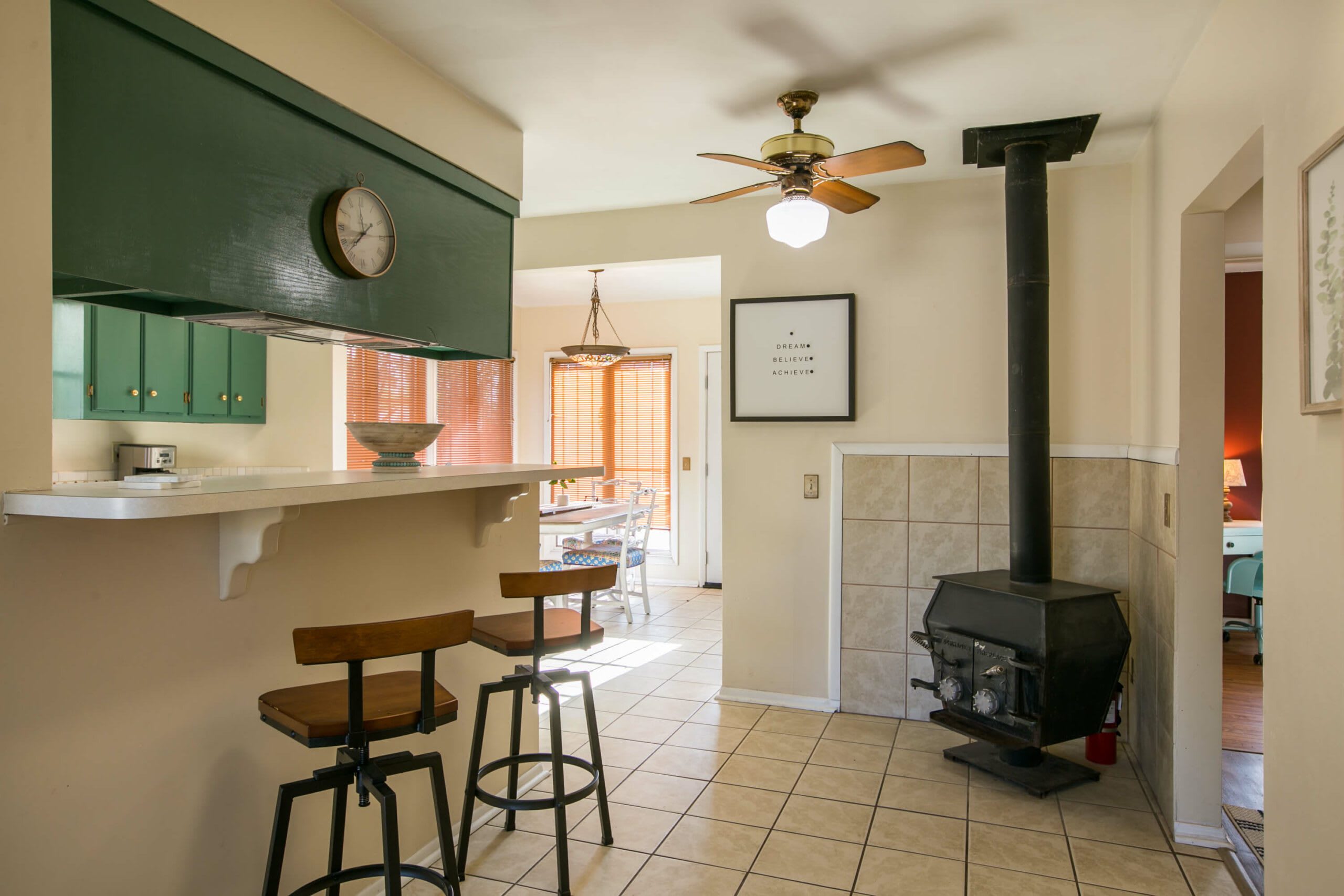 217 Cornell Dr Se – photo 1
