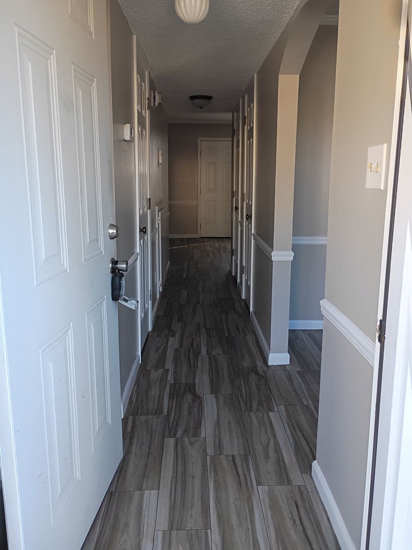 MOVE IN READY – photo 1 of 24
