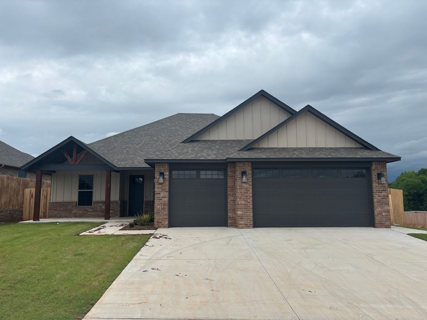 Wonderful 4 Bed 2 Bath Home in Norman – photo 1