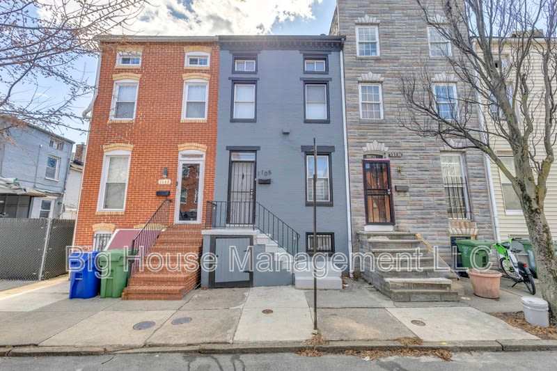 1105 W Lombard St – photo 1