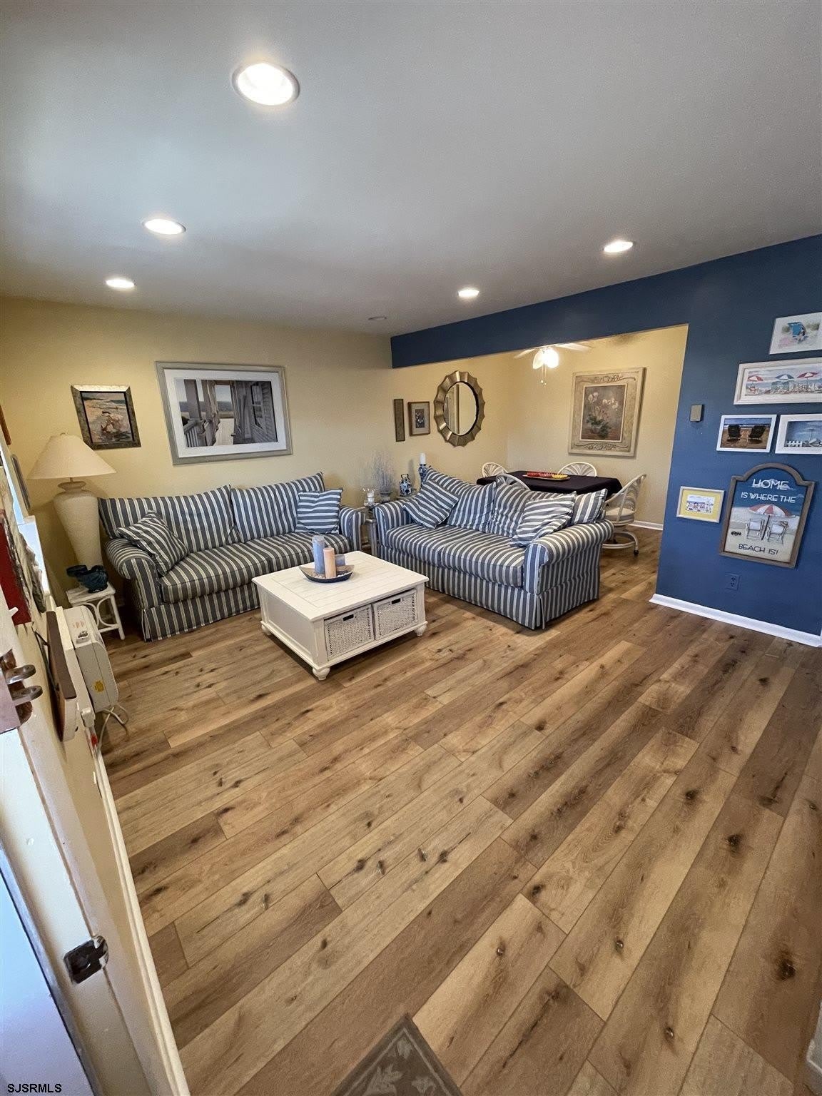 21 S Monroe Ave – photo 1