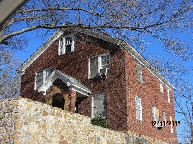 301 Thayer B Street – photo 1