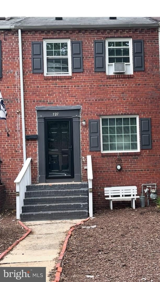 727 S FAYETTE ST – photo 1
