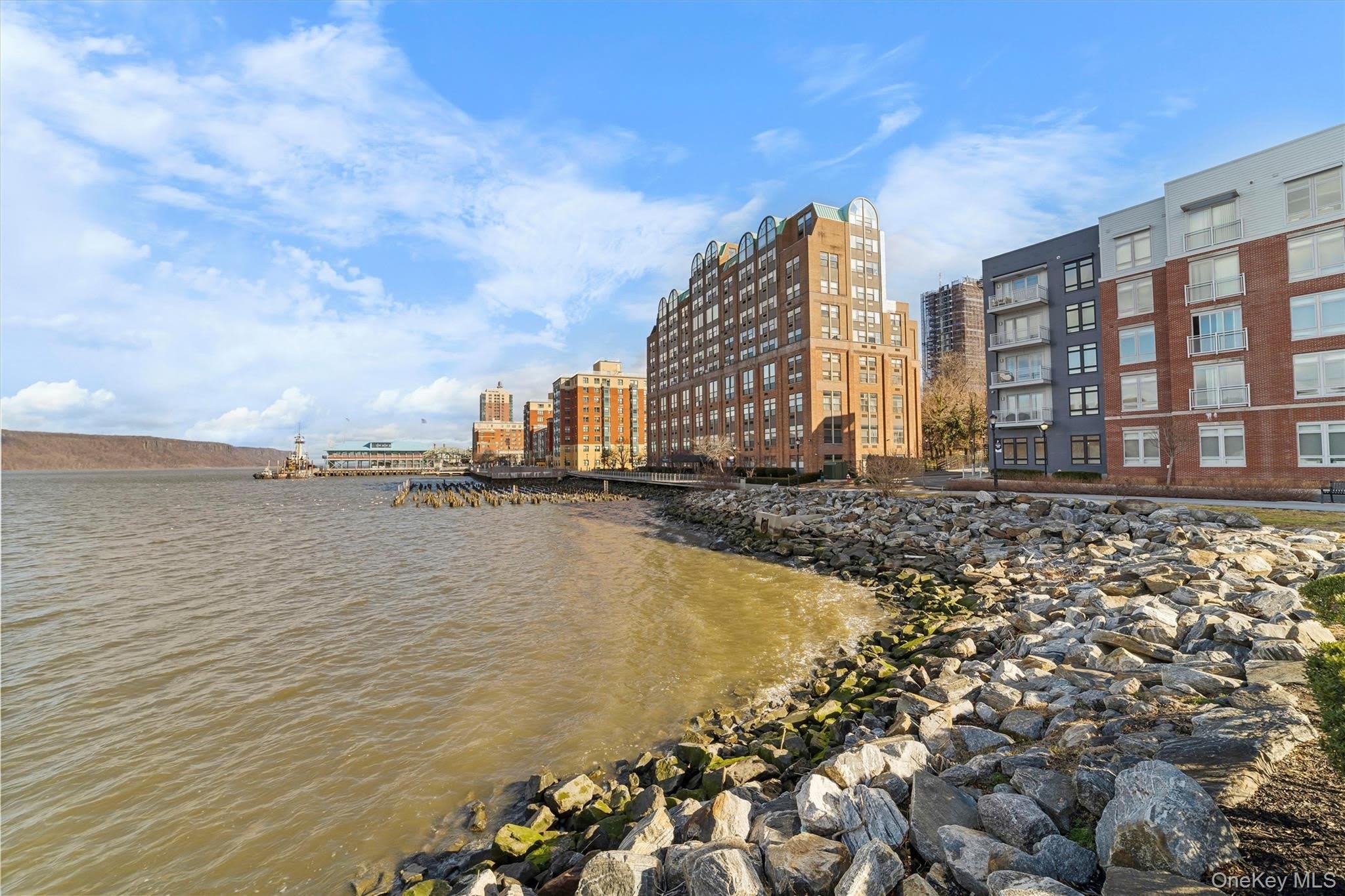 23 Water Grant Street – photo 1 of 181