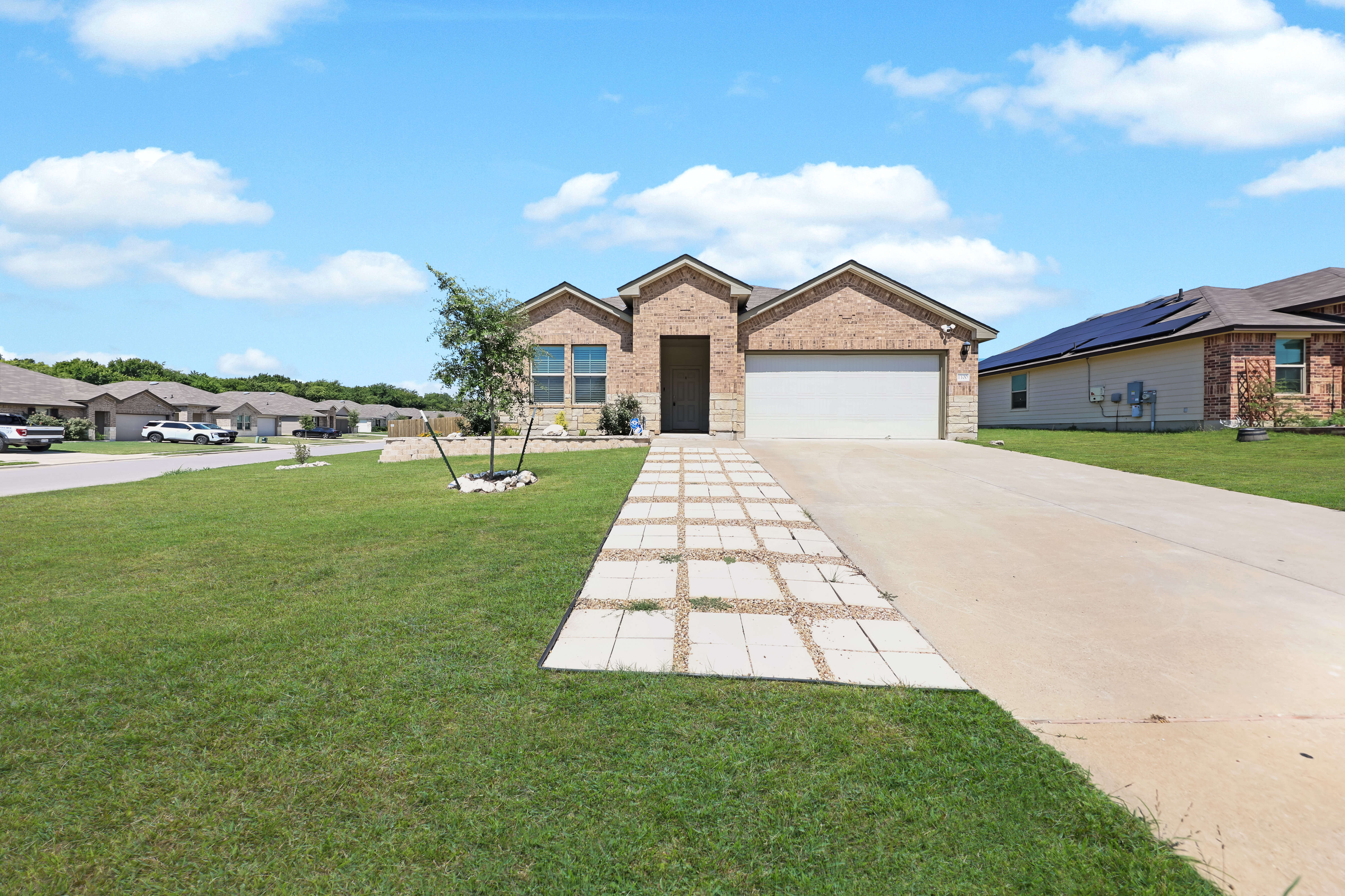 1100 Ottoman Loop – photo 1 of 23