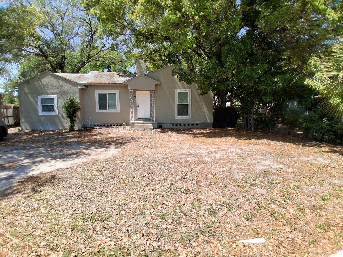 Newly Renovated 3Bed 2Bath Home In Plant High District – photo 1