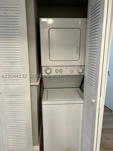 777 SW 9th Ave – photo 1