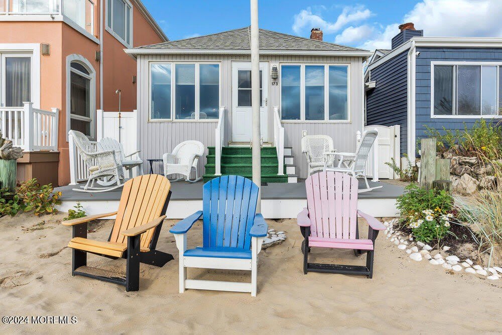 173 Beach Front – photo 1 of 31