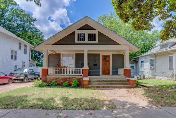 740 North Denver Avenue – photo 1