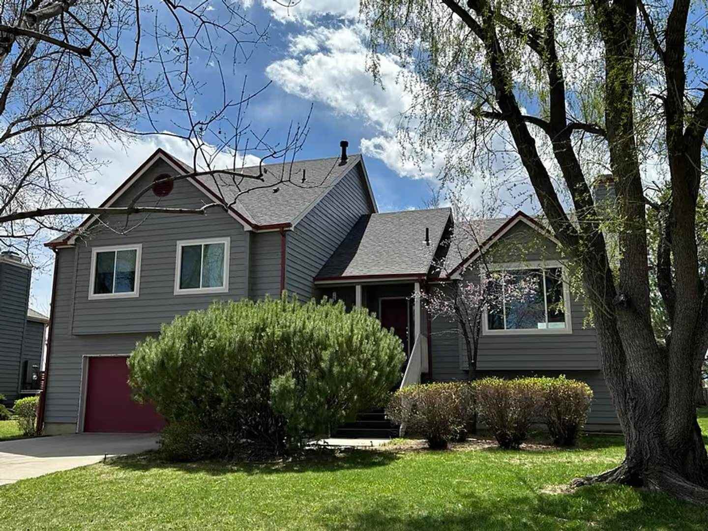 Large Single Family Home In Ne Boulder Furnished Home With Great Views Of The Flatirons In A Friendly Neighborhood – photo 1 of 15