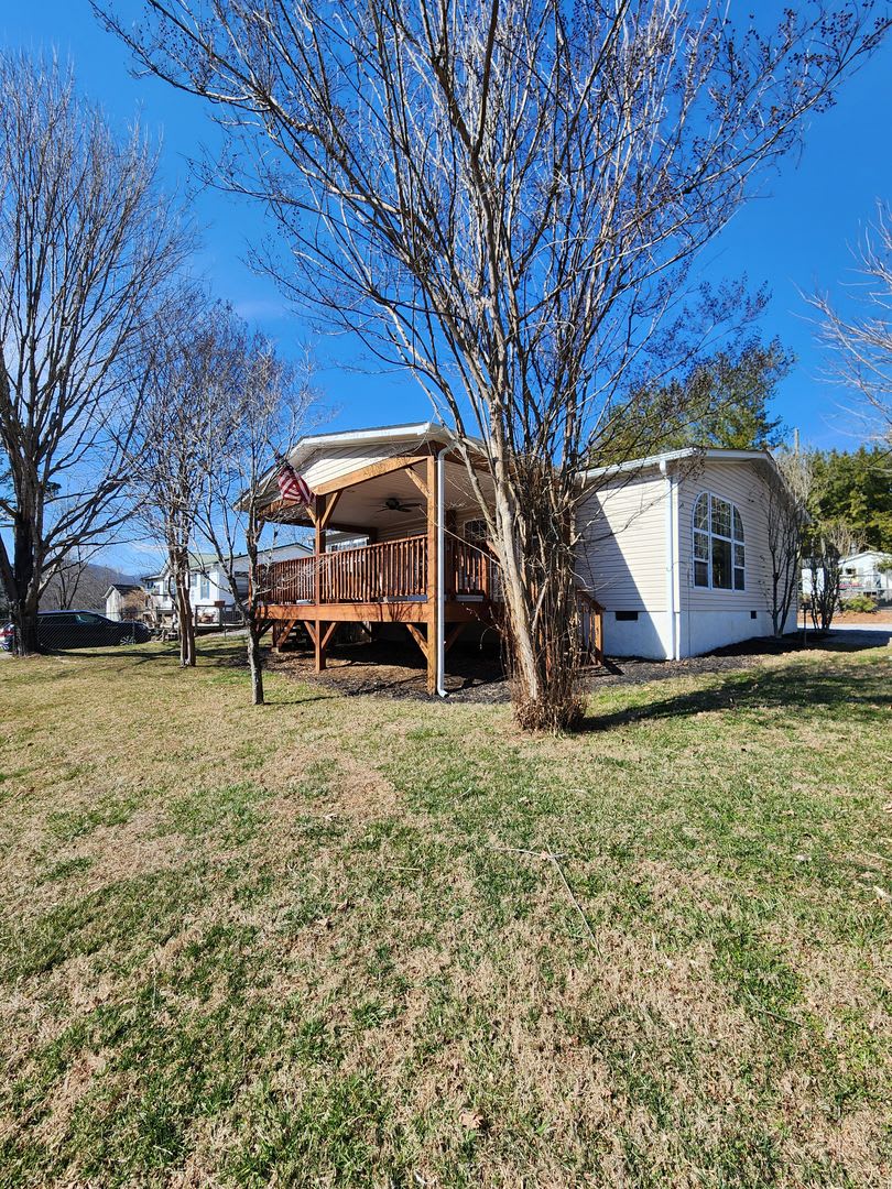 Black Mountain Rental with Garage! – photo 1 of 20