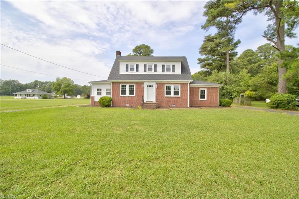 4657 Godwin Boulevard – photo 1 of 27