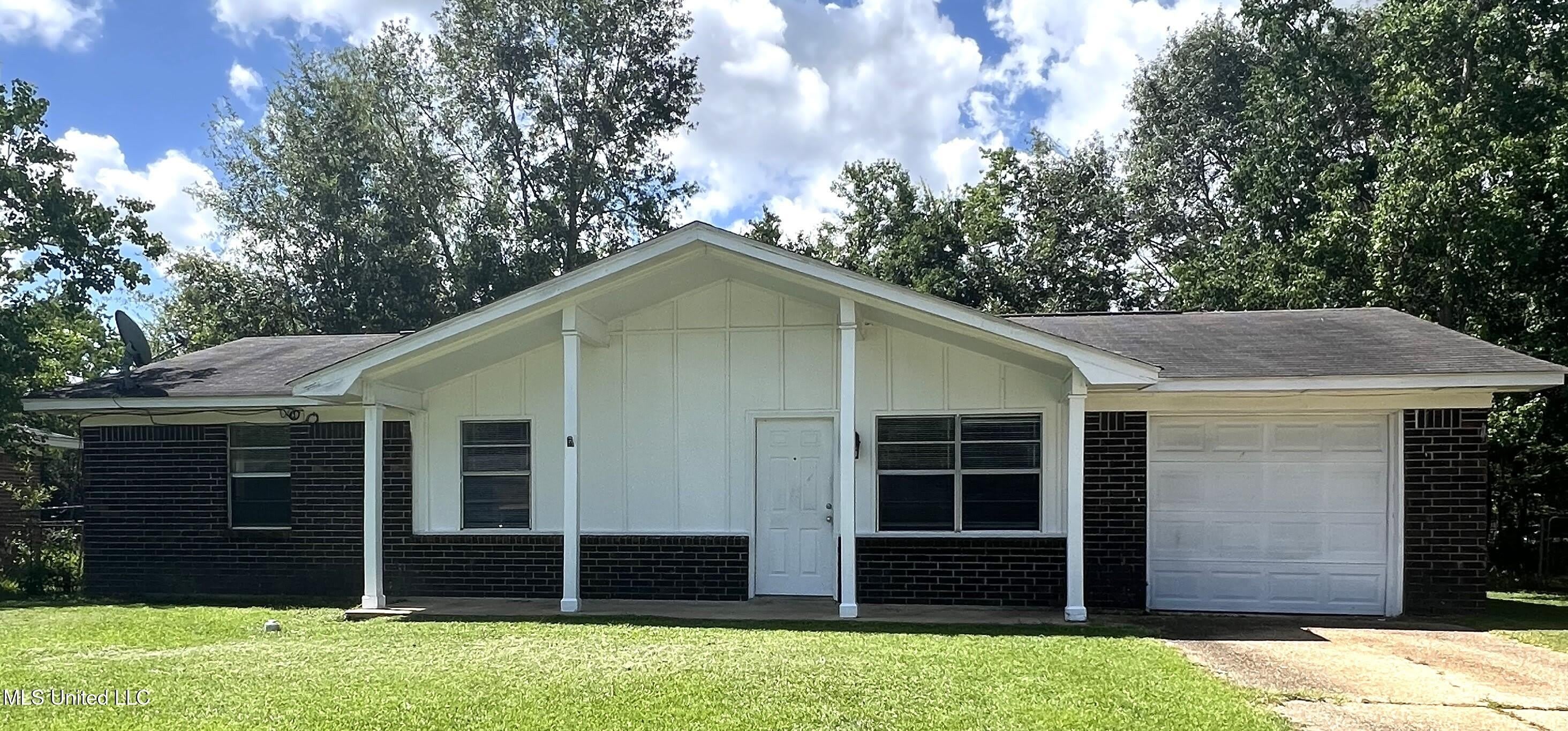 104 Michael Court – photo 1