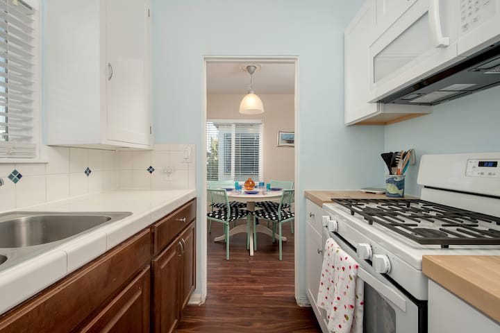 719 Whiting Court-1 – photo 1