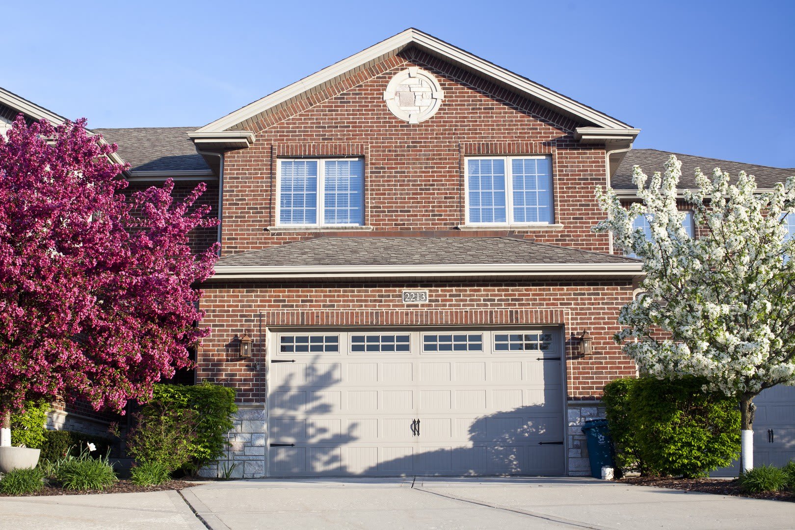 2213 Maple Hill – photo 1 of 273