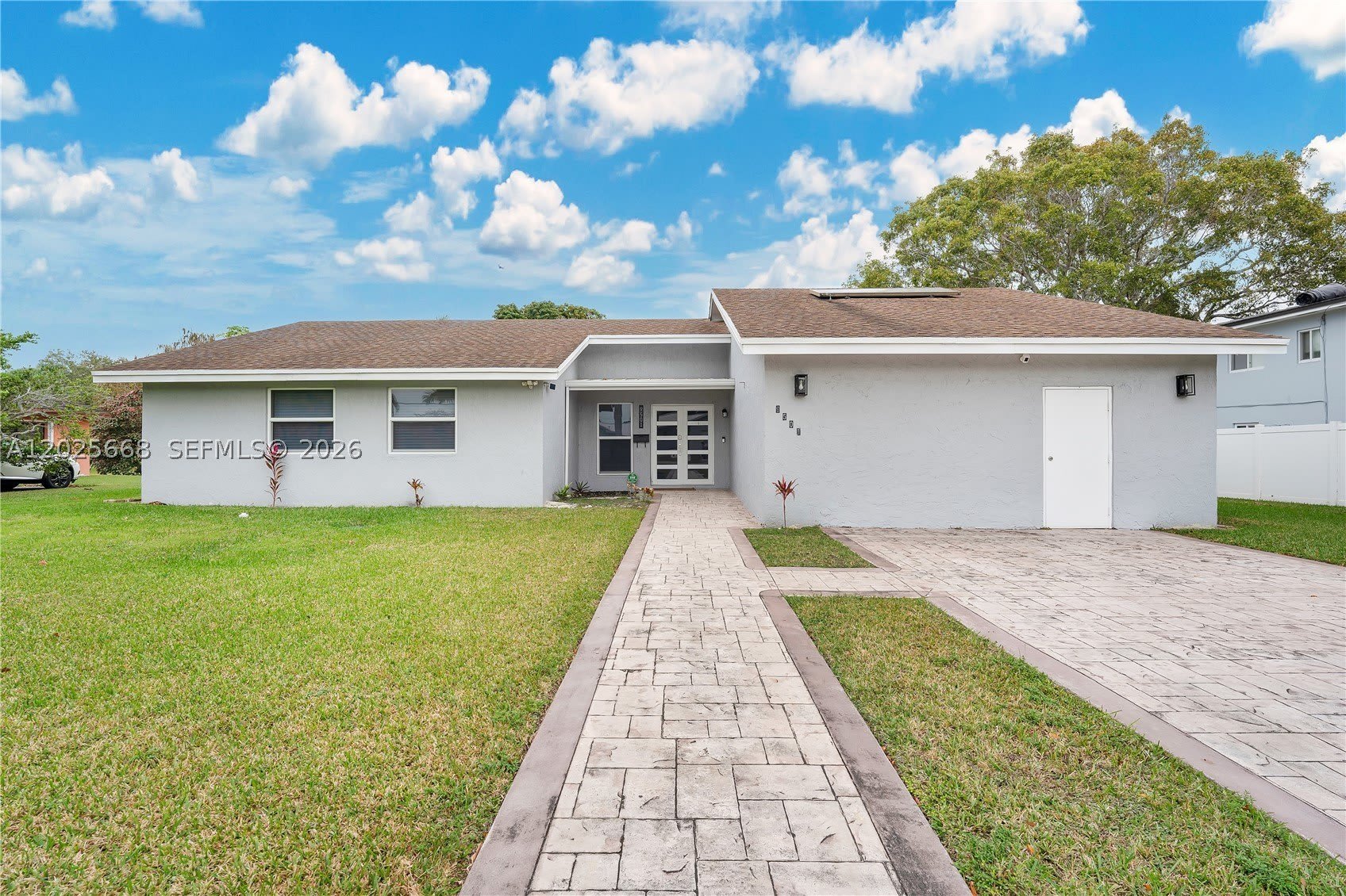 9501 Palmetto Club Ln E – photo 1 of 39