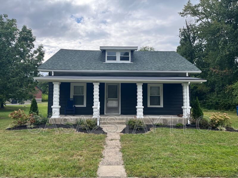 12205 Old Henry Road – photo 1 of 17