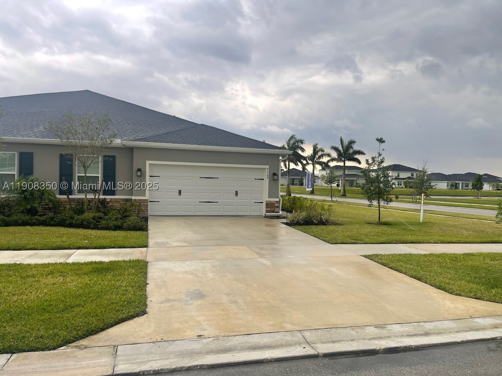 9509 SW Libertas Way – photo 1