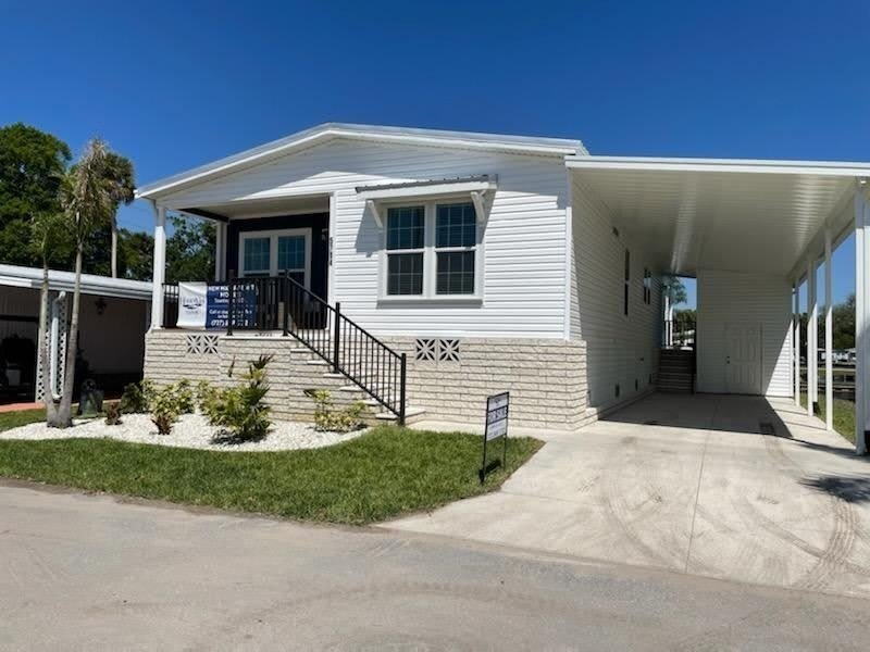 5714 Blue Harbor Drive – photo 1