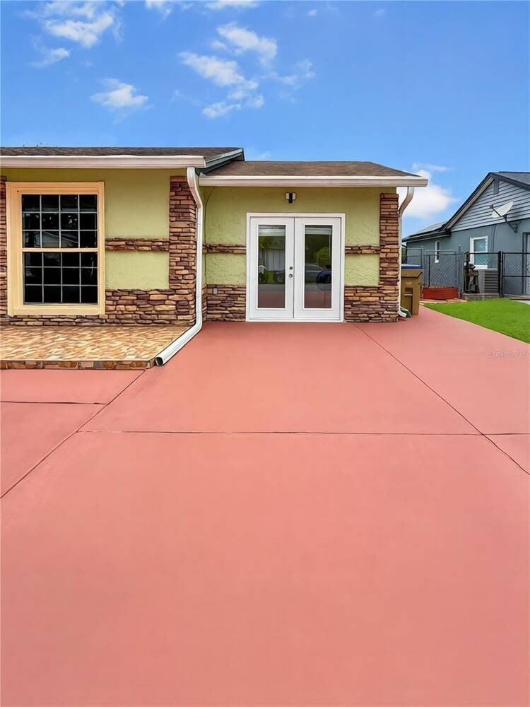 568 Bitterwood Ct – photo 1 of 7