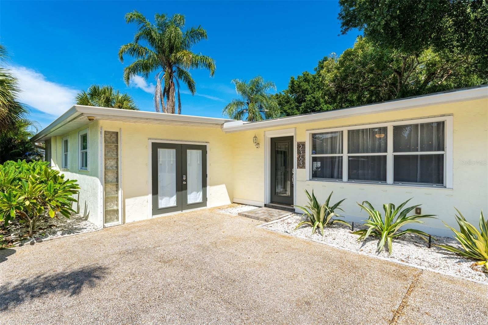 2363 MILFORD Circle – photo 1