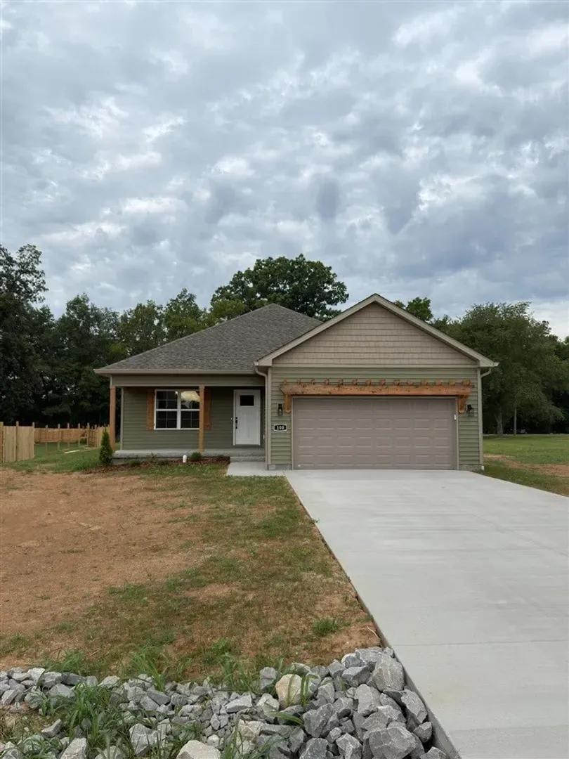 3 Bed/2 Bath House – photo 1 of 9