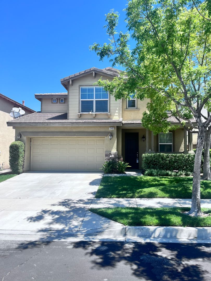 Yucaipa Home Located in Chapman Heights Community – photo 1