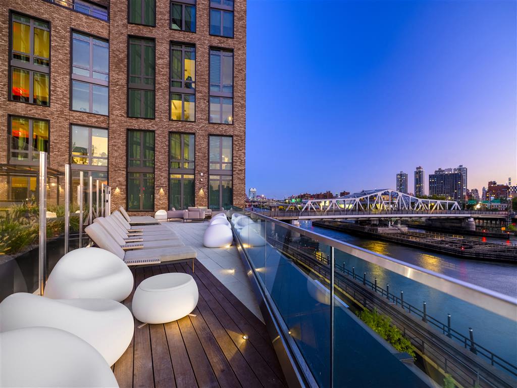 Third at Bankside – photo 1