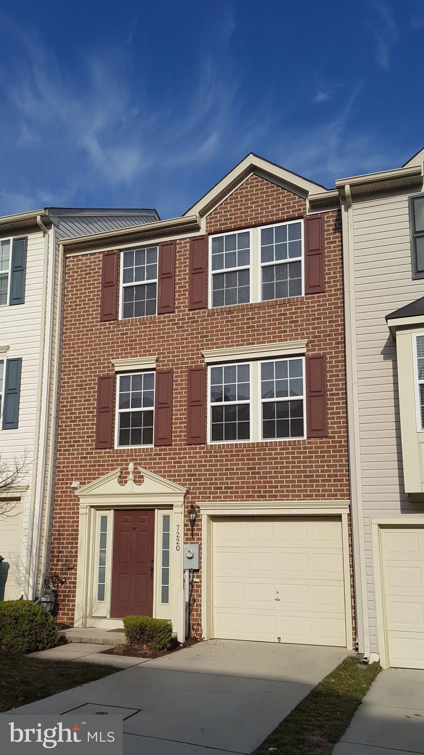 7220 MAIDSTONE Place – photo 1 of 9