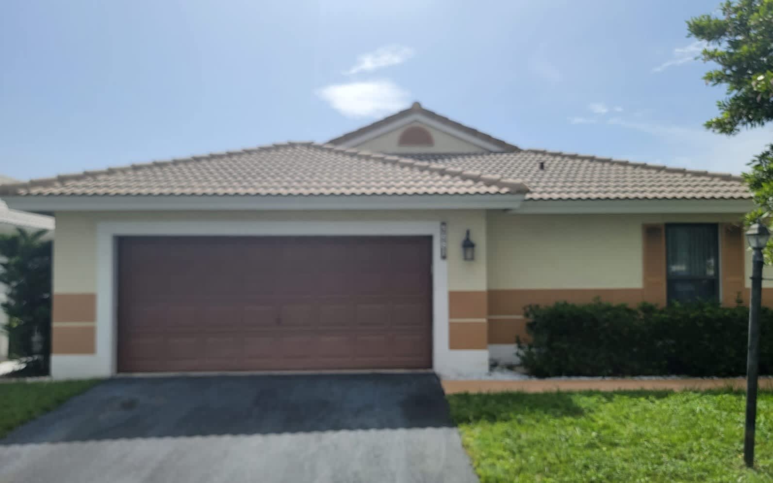 5881 Chester Lane – photo 1