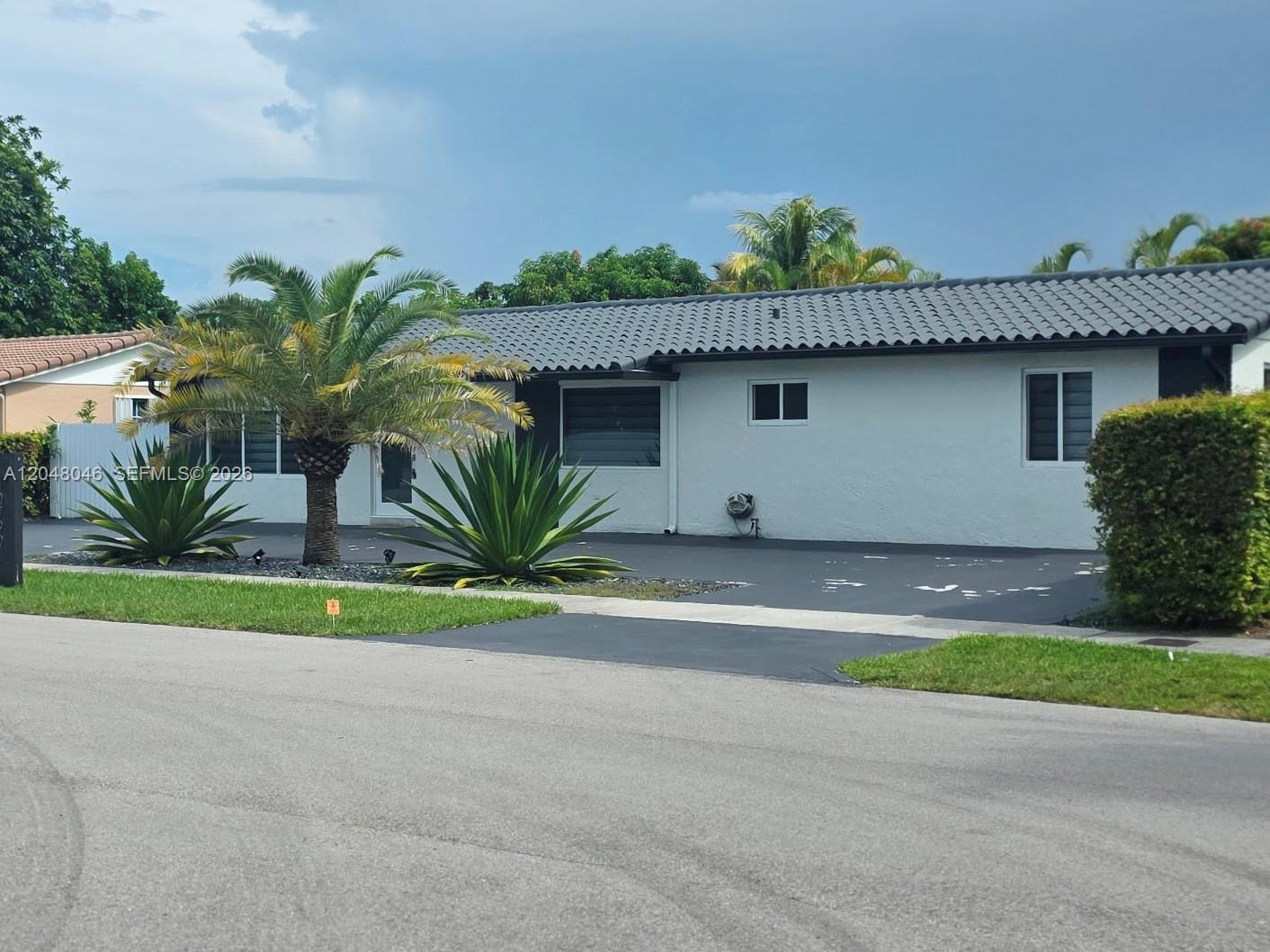 10790 Southwest 66th Drive – photo 1 of 19