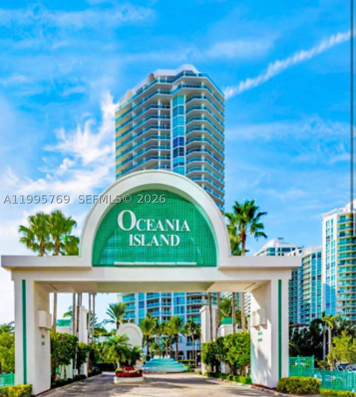 16500 Collins Ave – photo 1