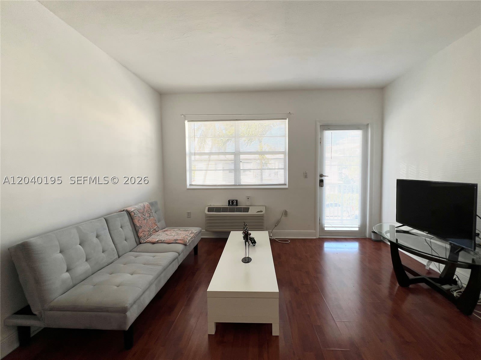 450 77th St – photo 1