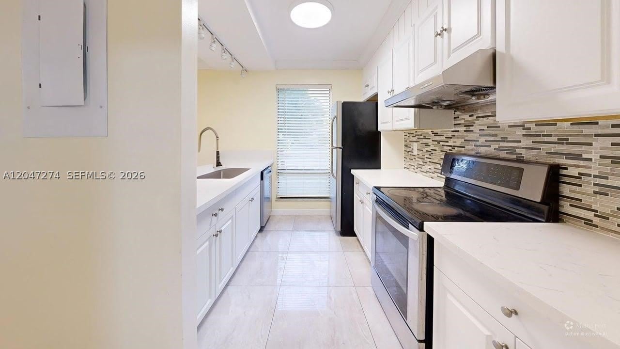 4206 NW 114th Ter – photo 1