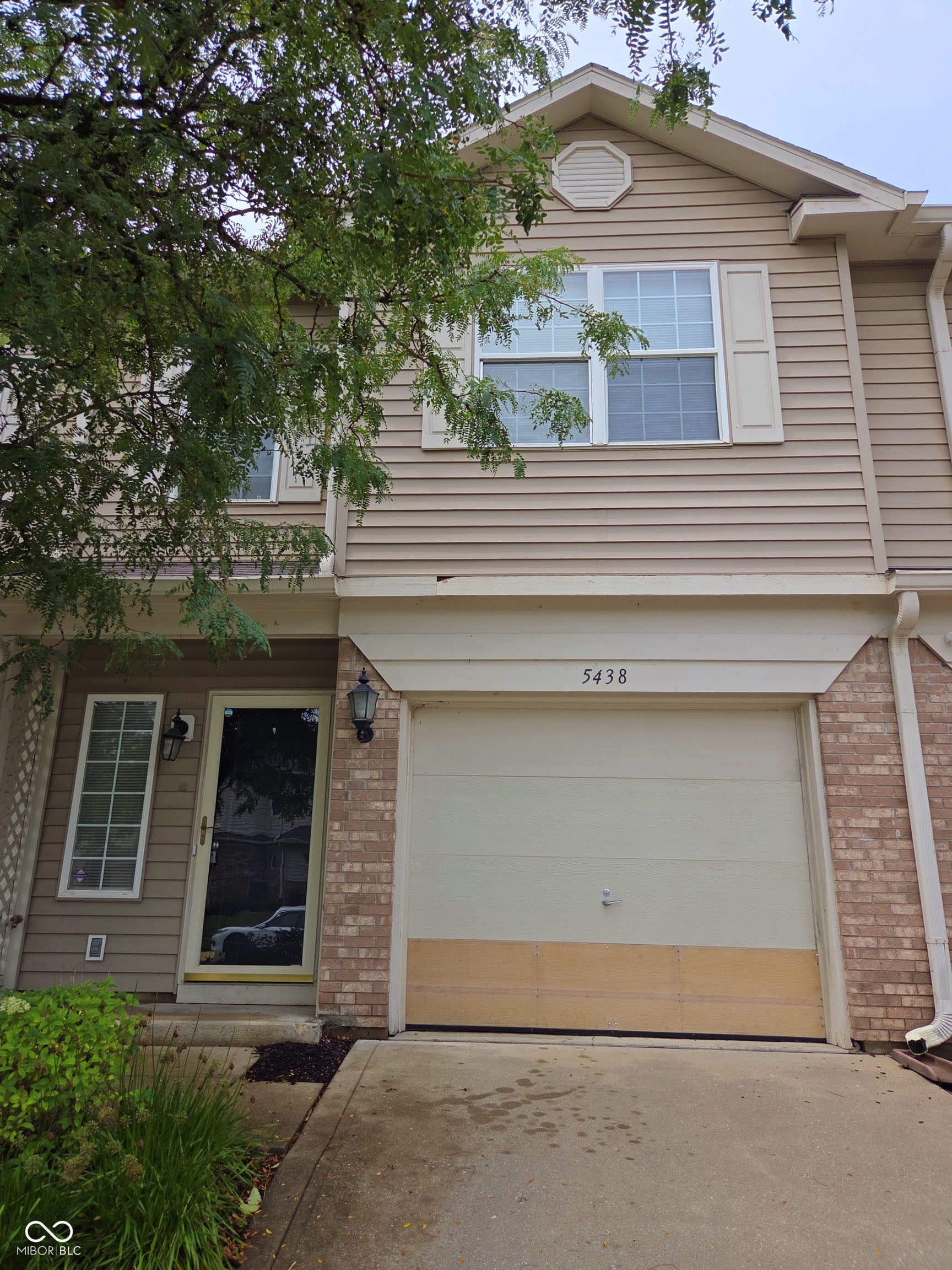 5438 Nighthawk Drive – photo 1