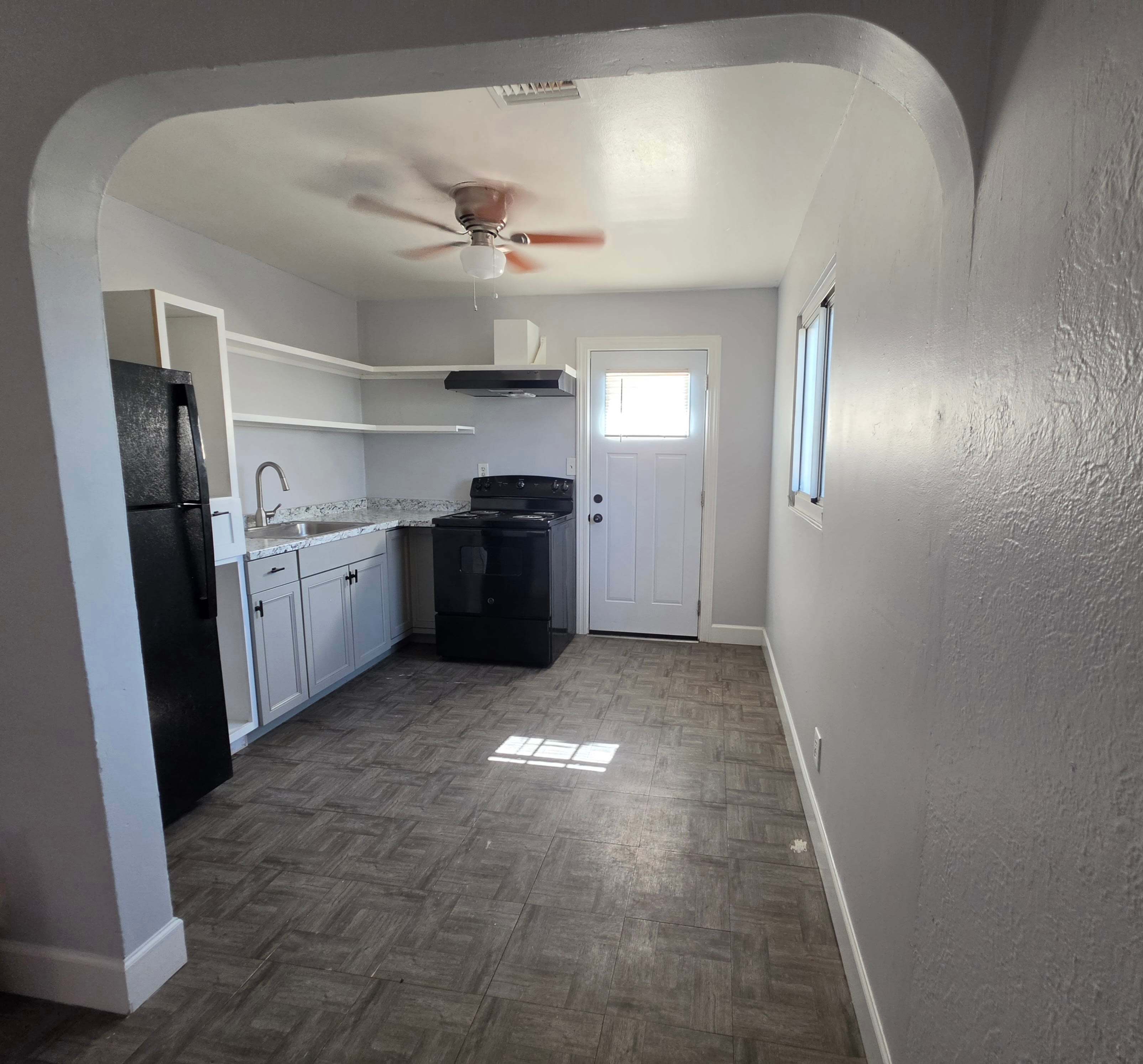 1019 South 4Th Avenue – photo 1
