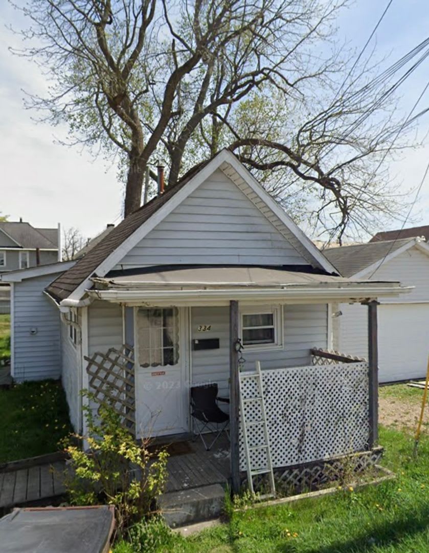 334 W Church St