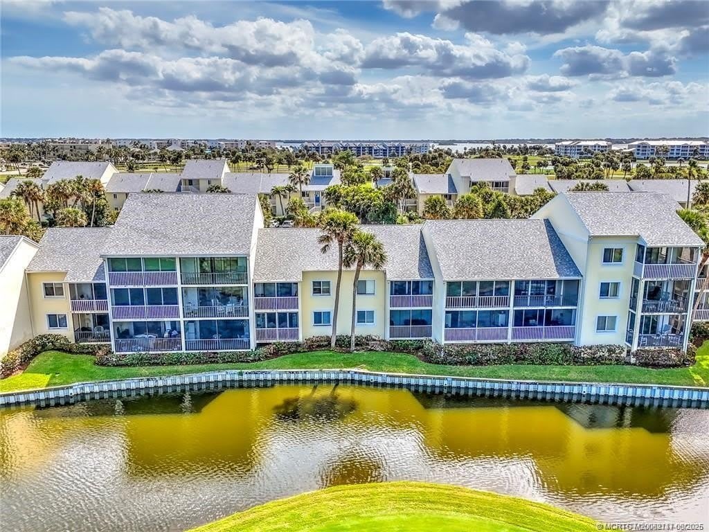 5596 NE Gulfstream Way – photo 1