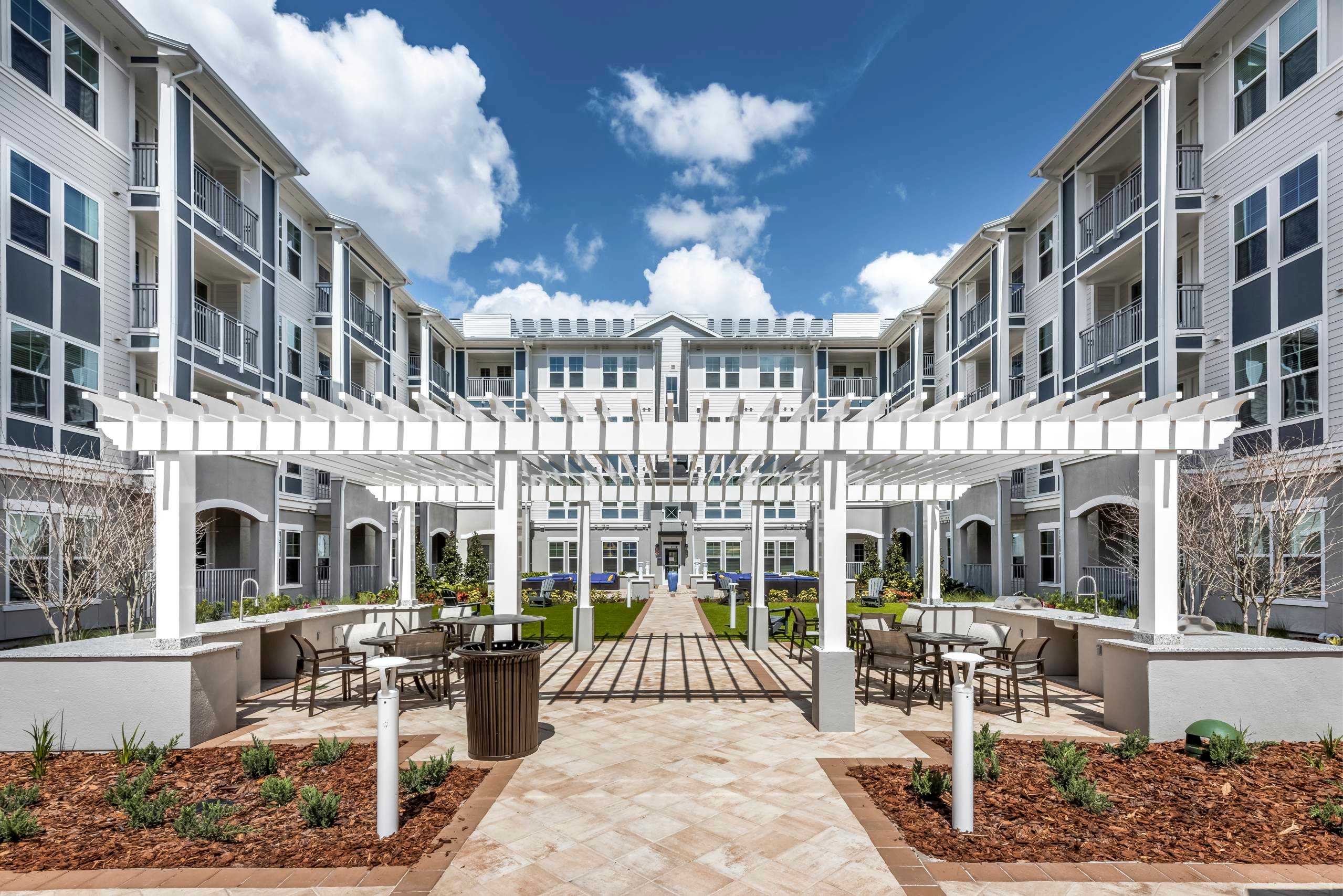 Magnolia Square – photo 1