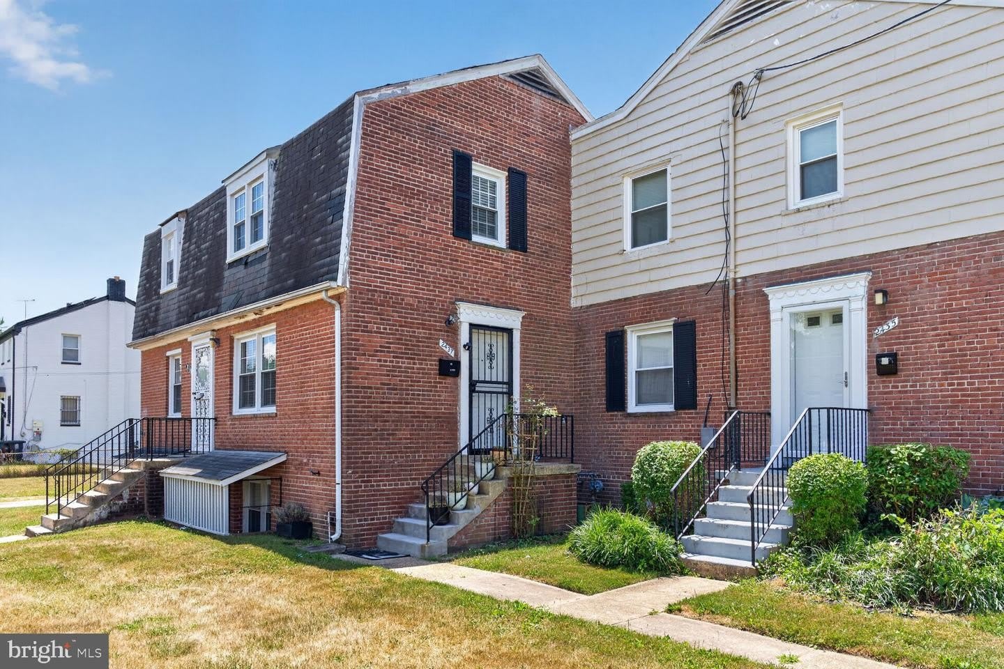 2437 IVERSON ST – photo 1 of 16