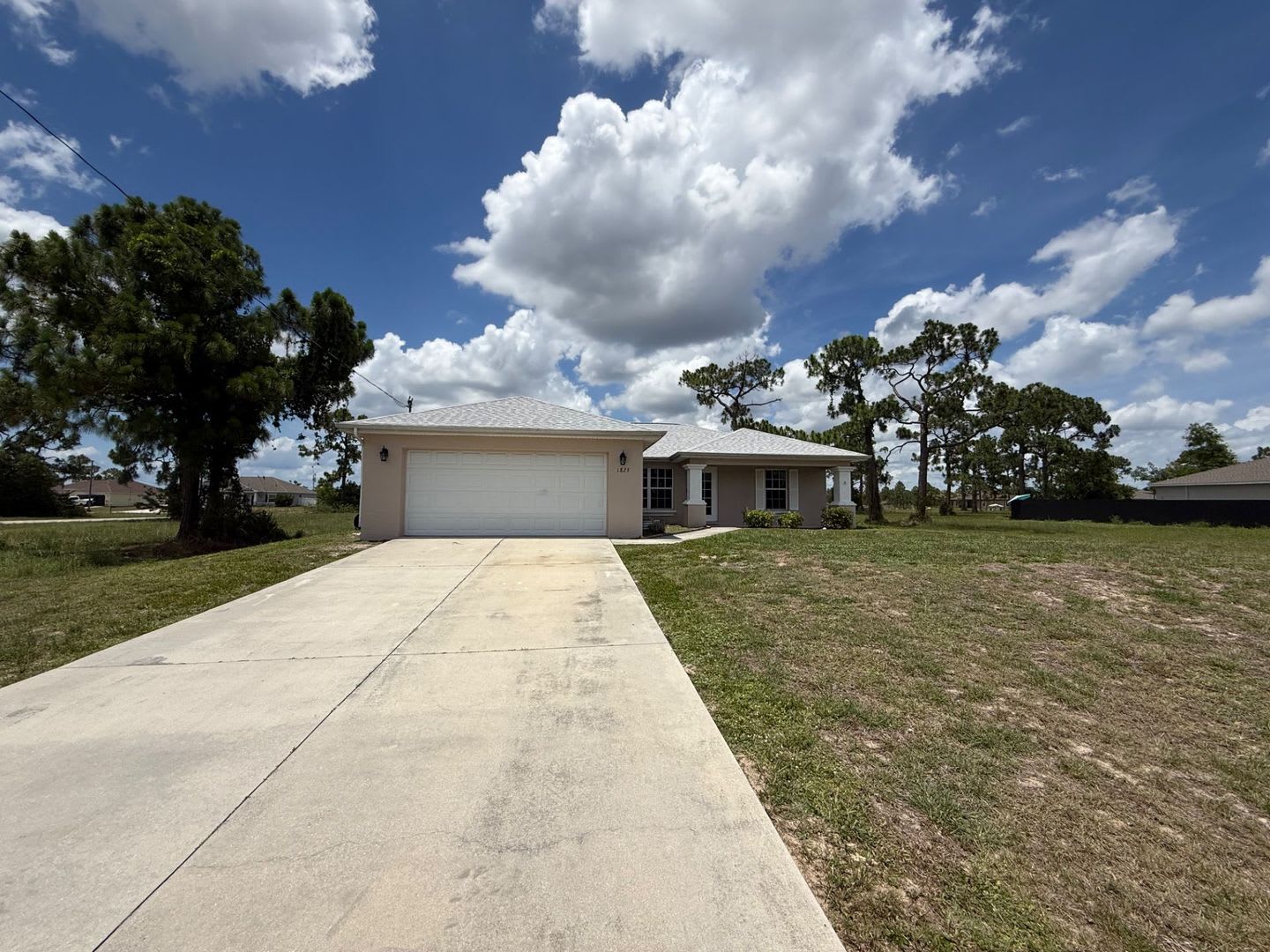 HALF OFF FIRST MONTH!!!! 3/2 Single Family Home!!!! – photo 1