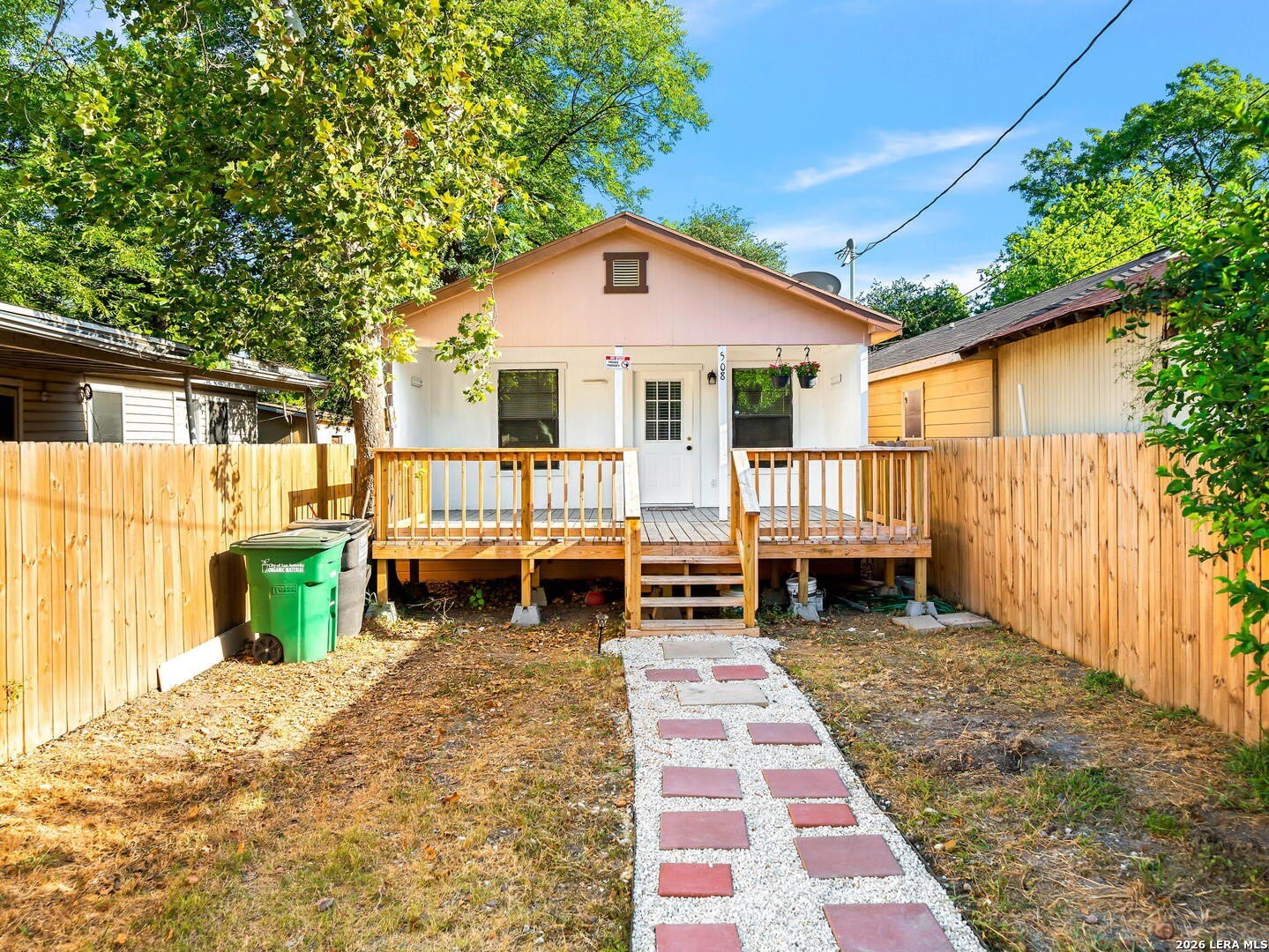 508 Randall Ave – photo 1