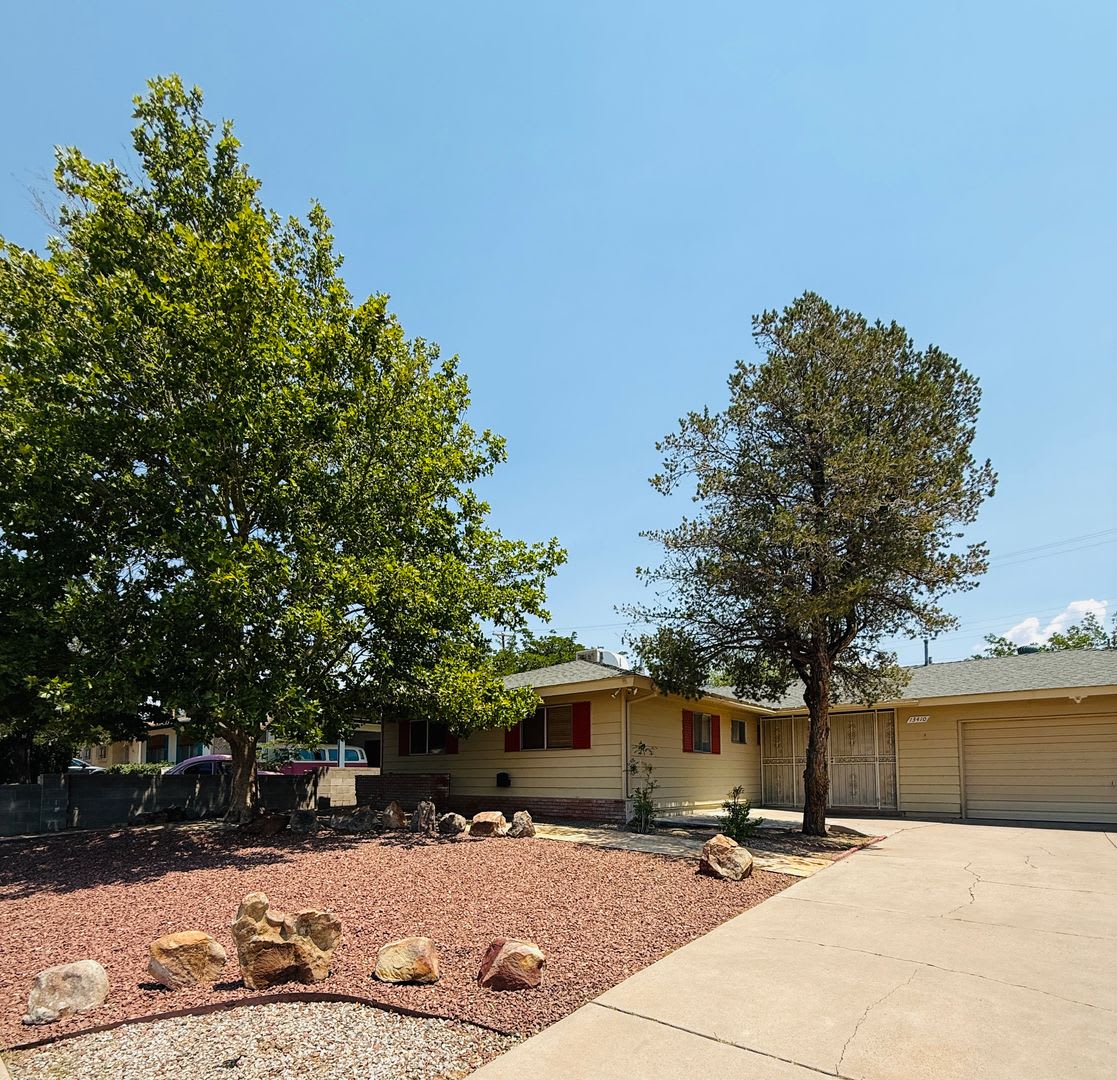 COMING SOON! 9/1/2026 Beautifully updated NE Heights 3 Bedroom 2 Bath 2 Car Garage with larger yards! – photo 1